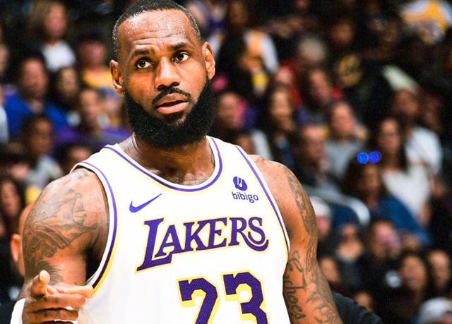 包含Scout迎来十二赛季出色发挥，拜仁观众热烈欢呼！的词条